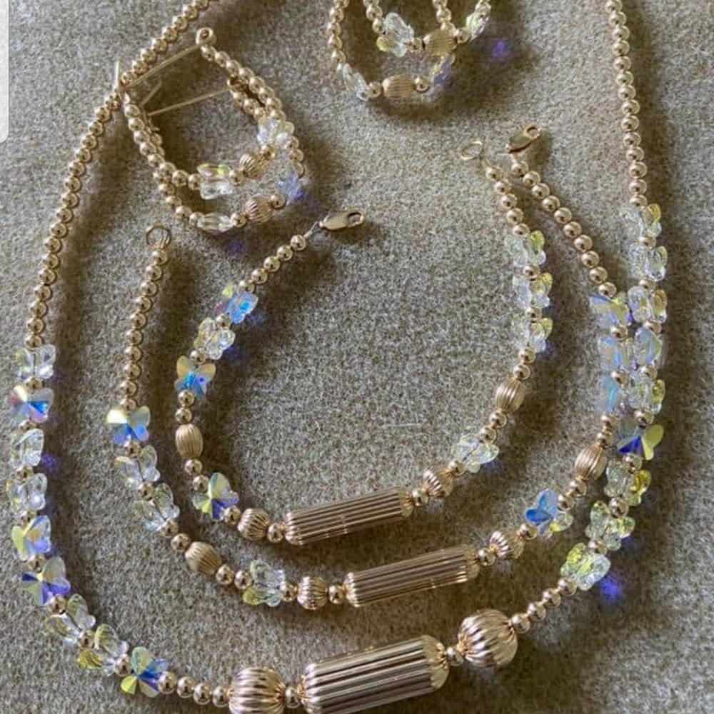 Gold beaded set